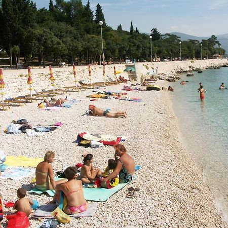 Apartman Dario Novi Vinodolski Bagian luar foto